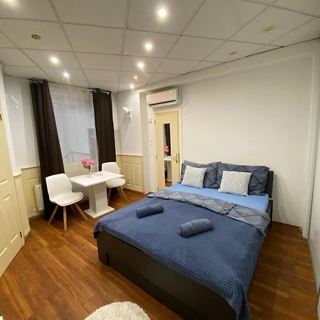 Malasits Apartman Győr Exterior foto