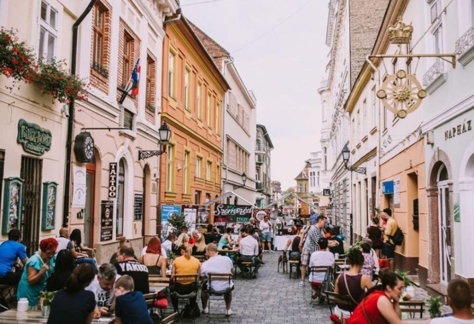 Malasits Apartman Győr Exterior foto